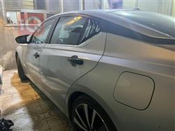 نيسان ألتيما